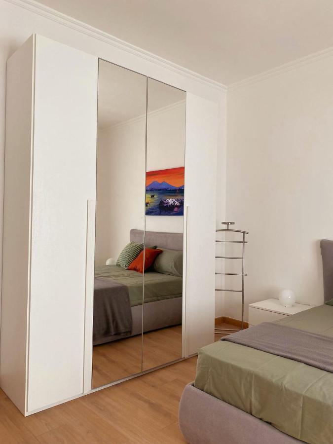 Apartamento Vesuvia Nápoles Exterior foto